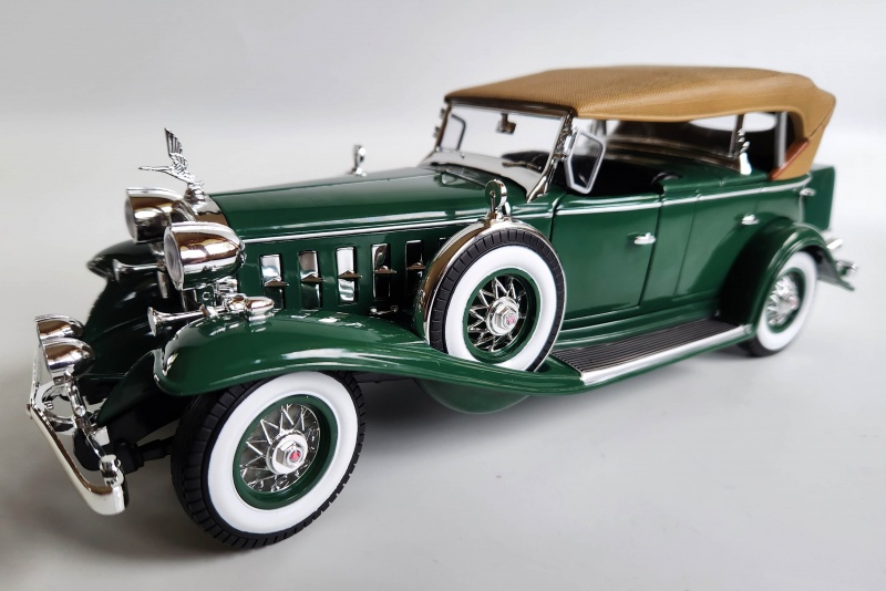 File:Cadillac-sport-phaeton-1932.jpg